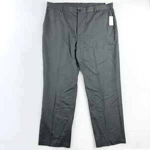 VAN HEUSEN Traveler Pant 42X32 Classic Fit, Non-Iron Dark Grey Mens NEW